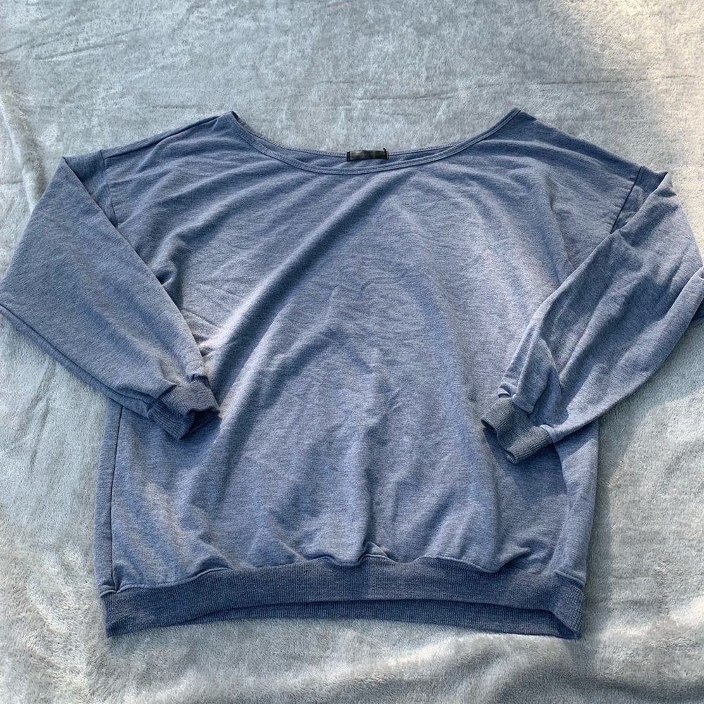 LOUNGE Sweatshirt